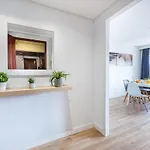 797 - Piso Reformado Con Amplia Terraza Carihue * טורמולינוס
