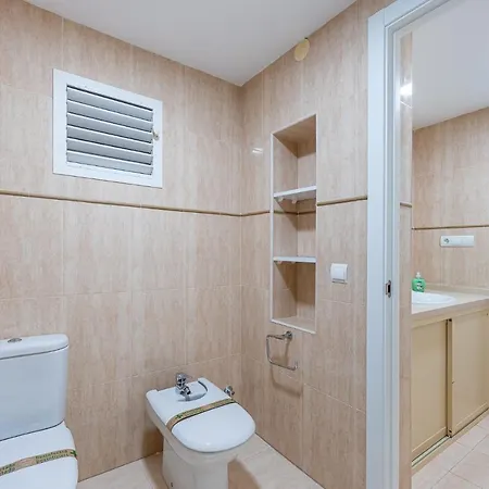 Daire 797 - Piso Reformado Con Amplia Terraza Carihue Torremolinos