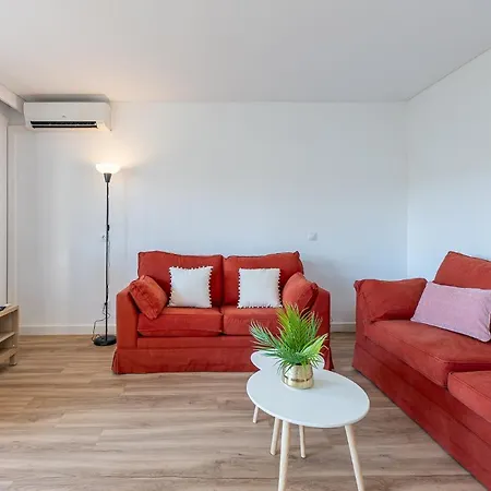 797 - Piso Reformado Con Amplia Terraza Carihue * Torremolinos